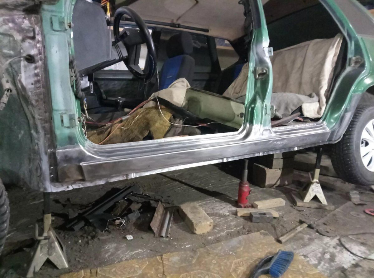 ВАЗ 2109 без порогов