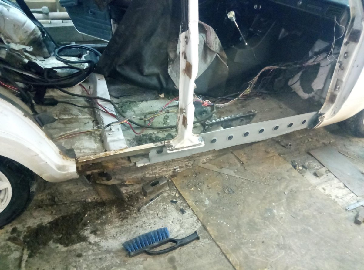 Усилитель порога 2105