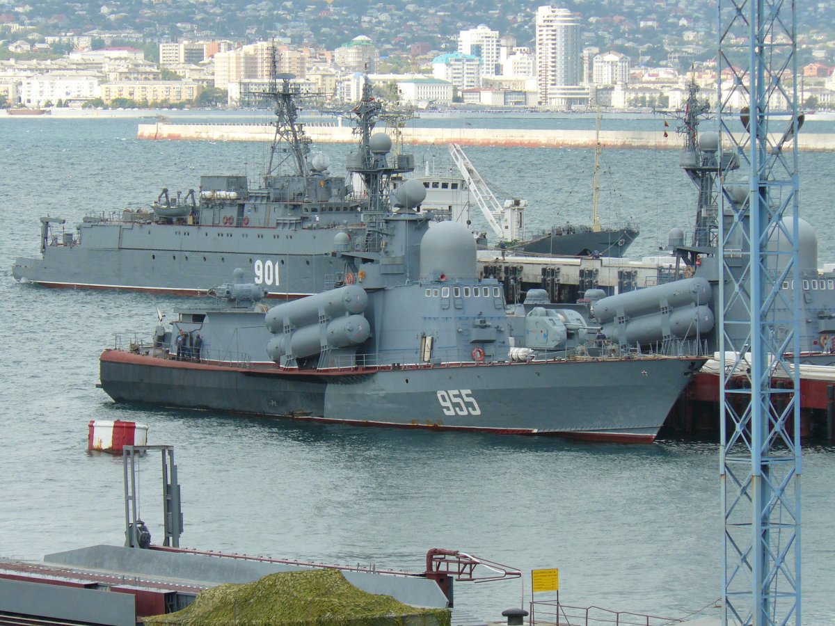 Минный тральщик Железняков