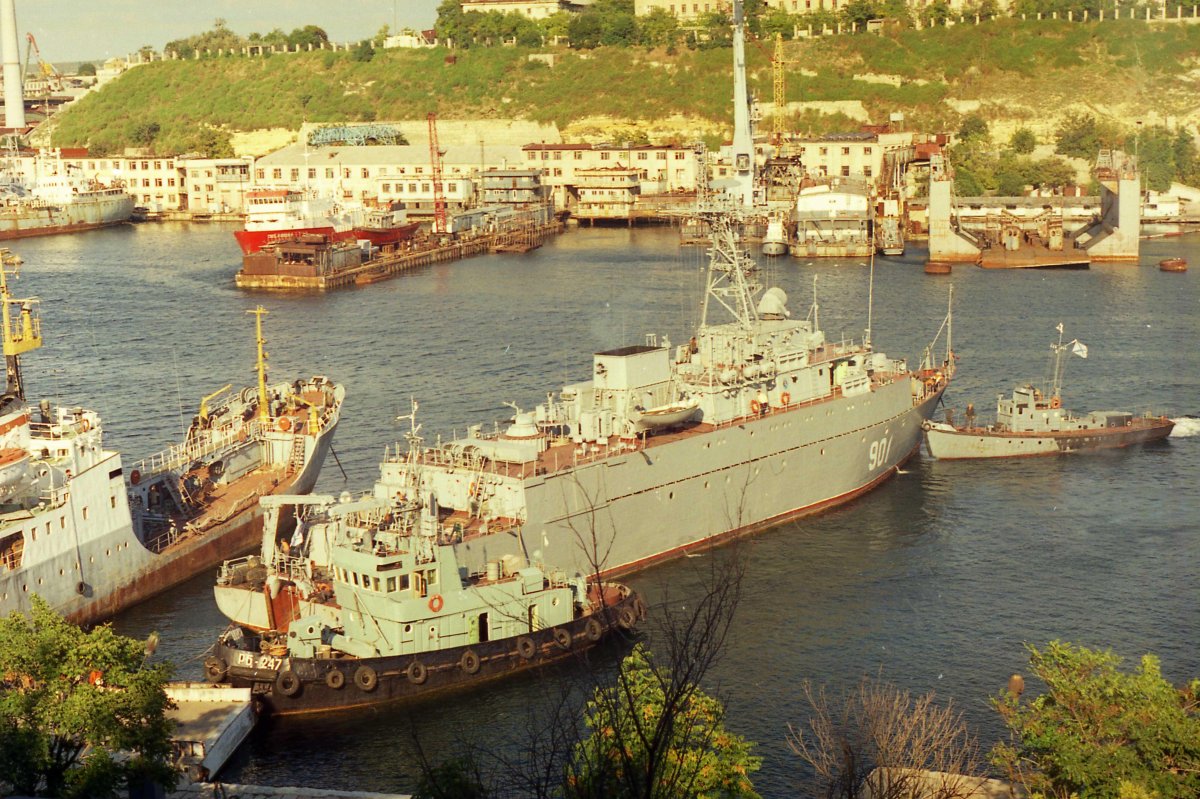 Тральщик Владимир Гуманенко