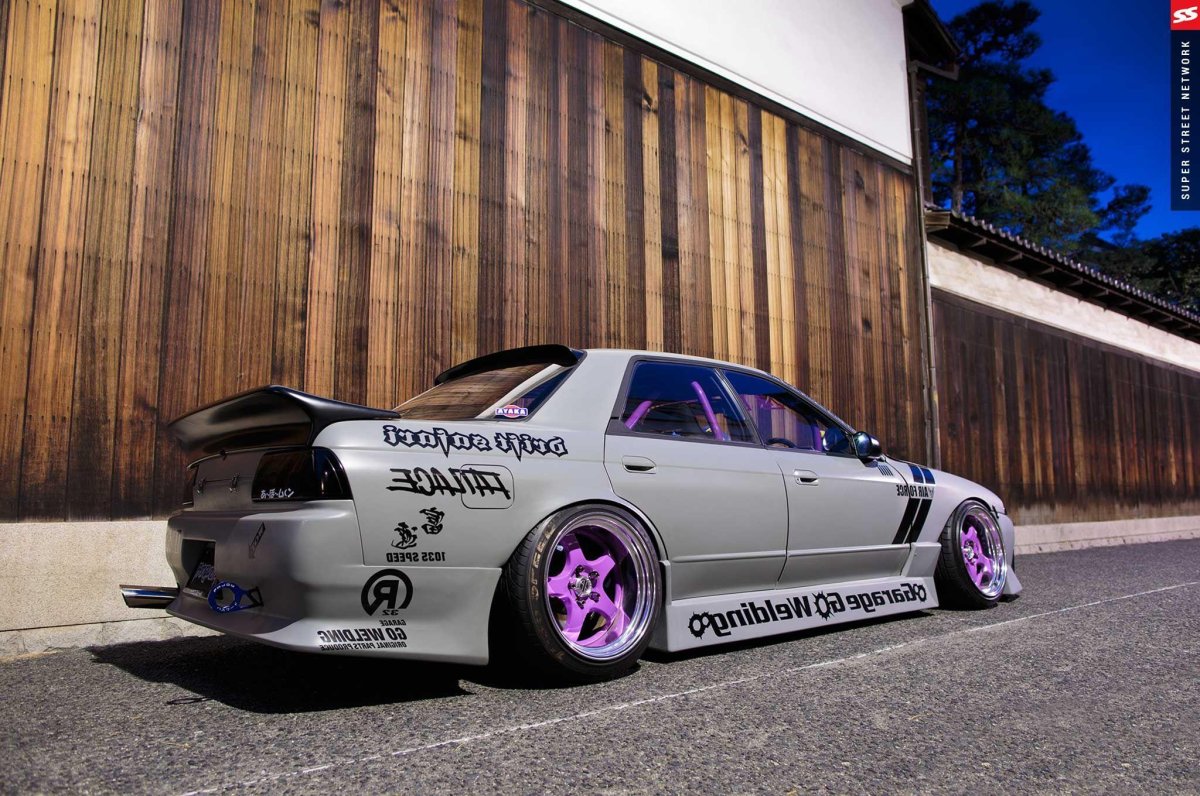 Nissan Skyline r32