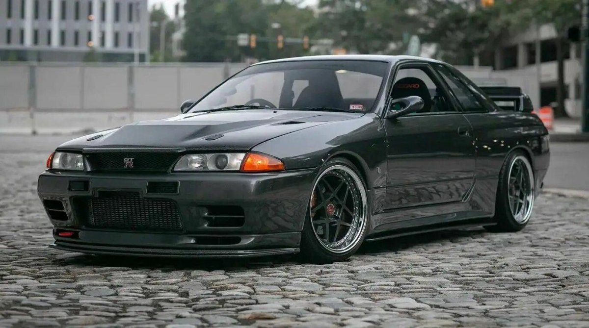 Nissan Skyline r32 gt-r