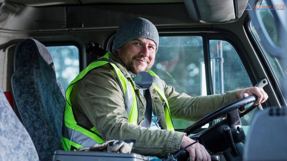 Водитель за рулем грузовика