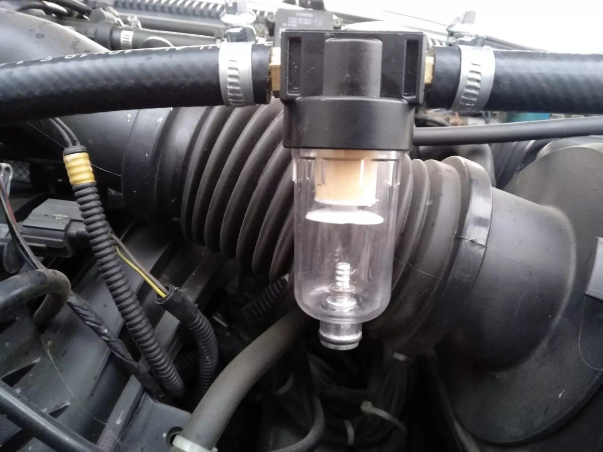 Сапун дизельного двигателя