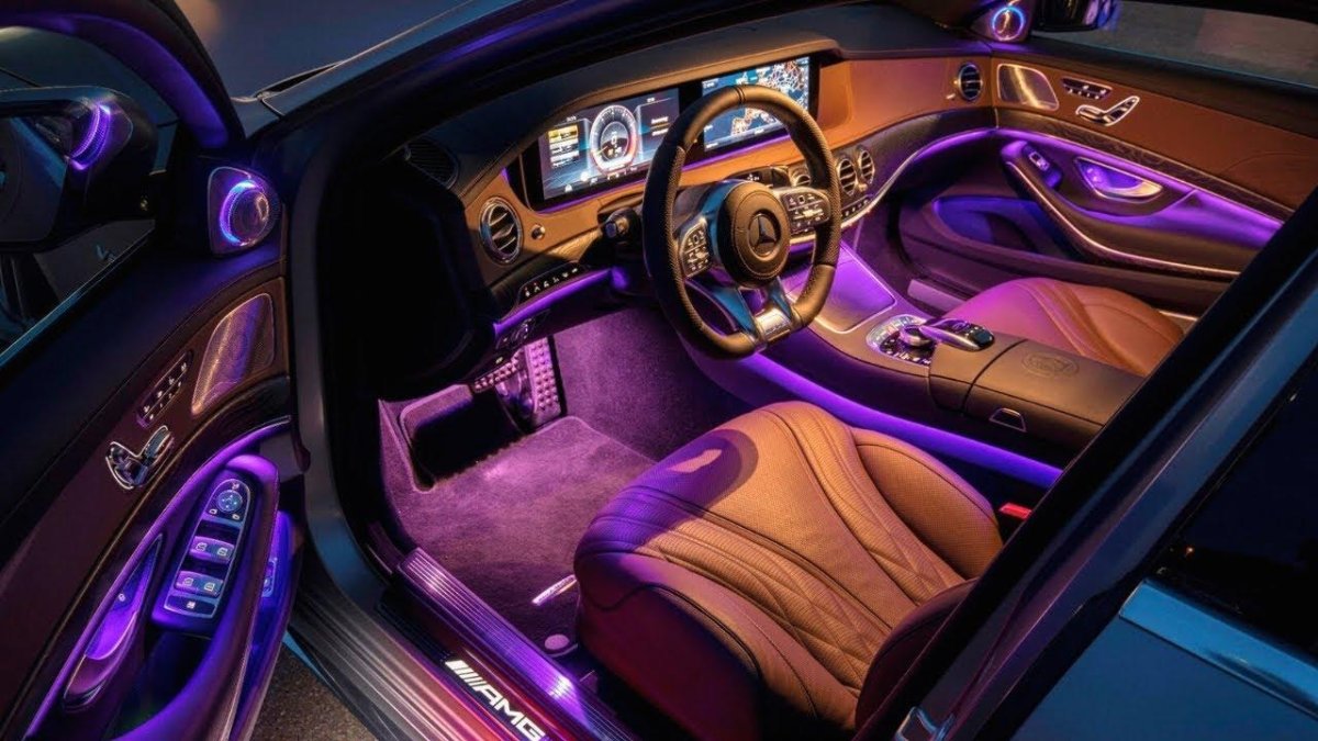 Мерседес АМГ 63 S салон
