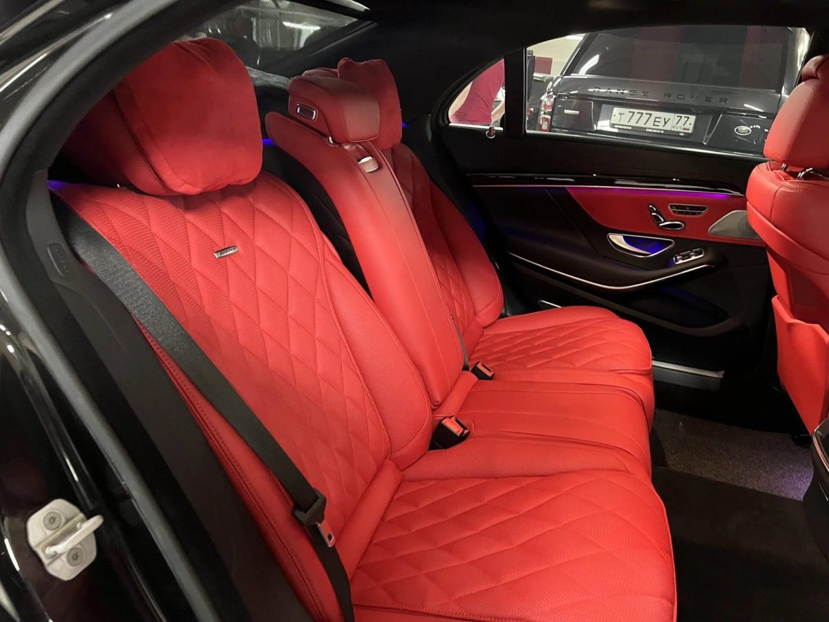 Mercedes w222 красный салон