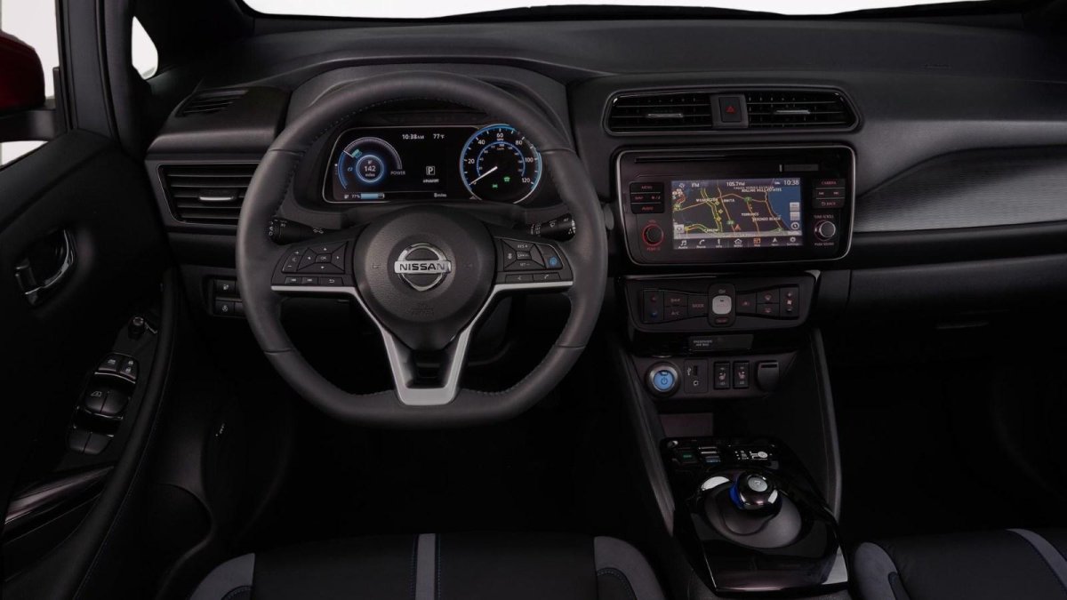 Nissan Leaf 2018 Interior