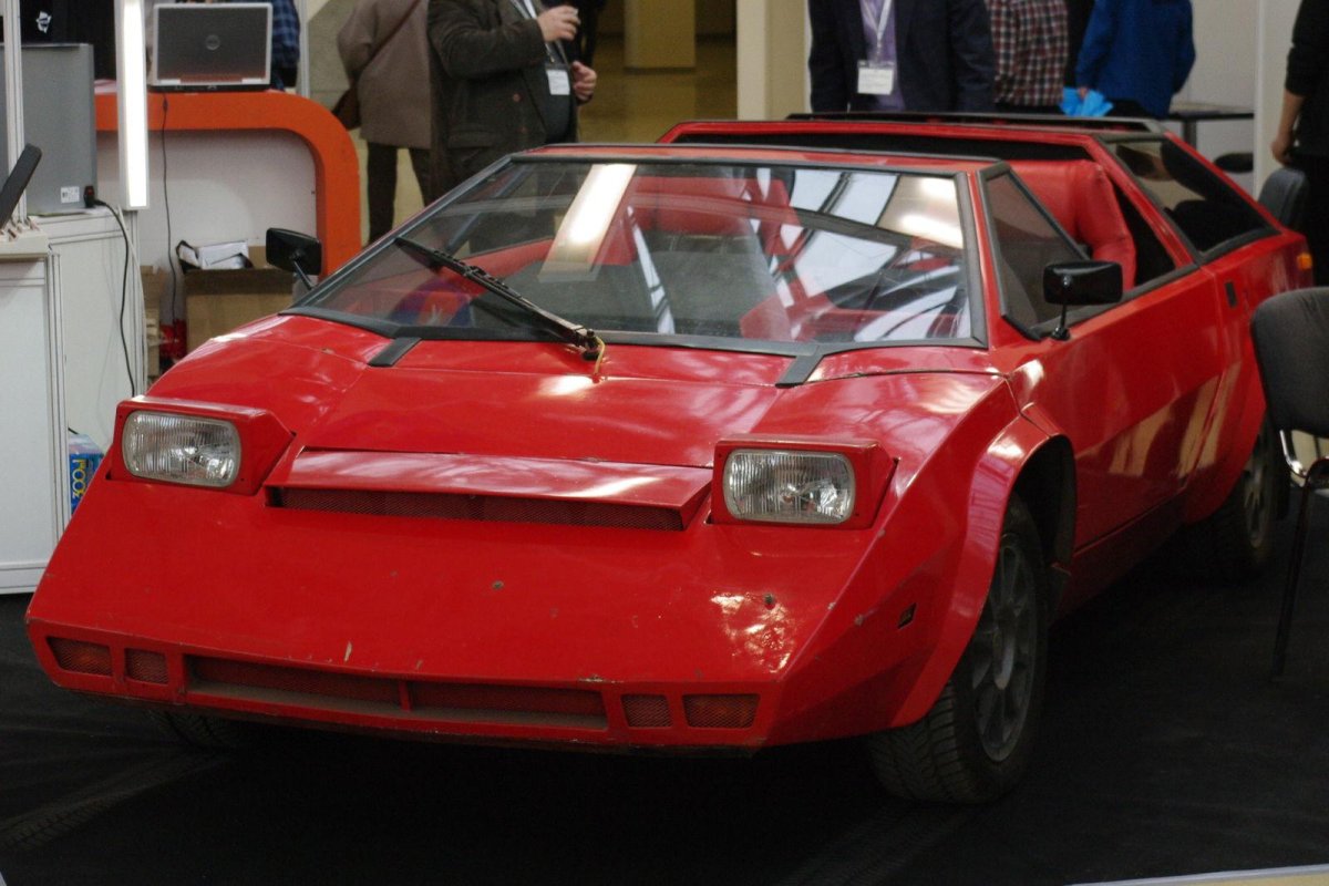 Панголина 1983