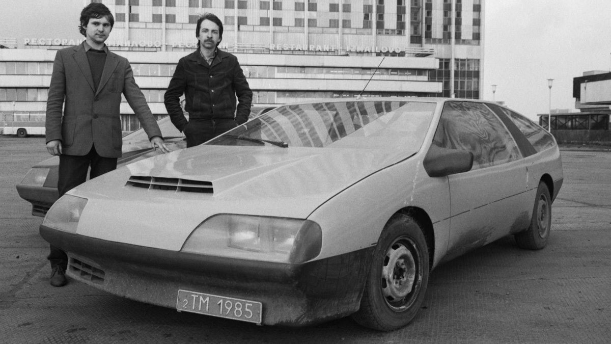 Геннадий Хаинов Лаура