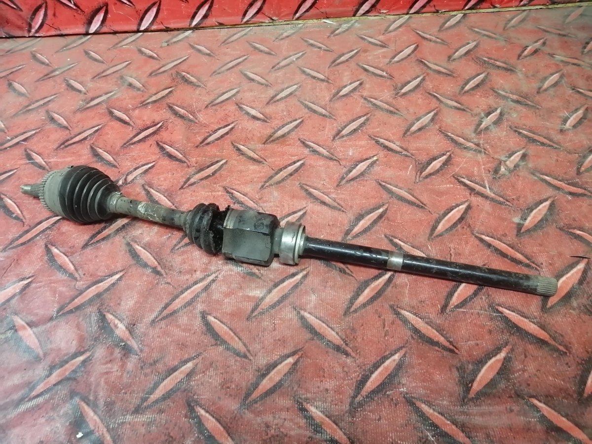 Geely привод правый