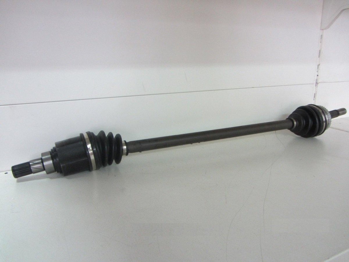 Geely Emgrand привод левый