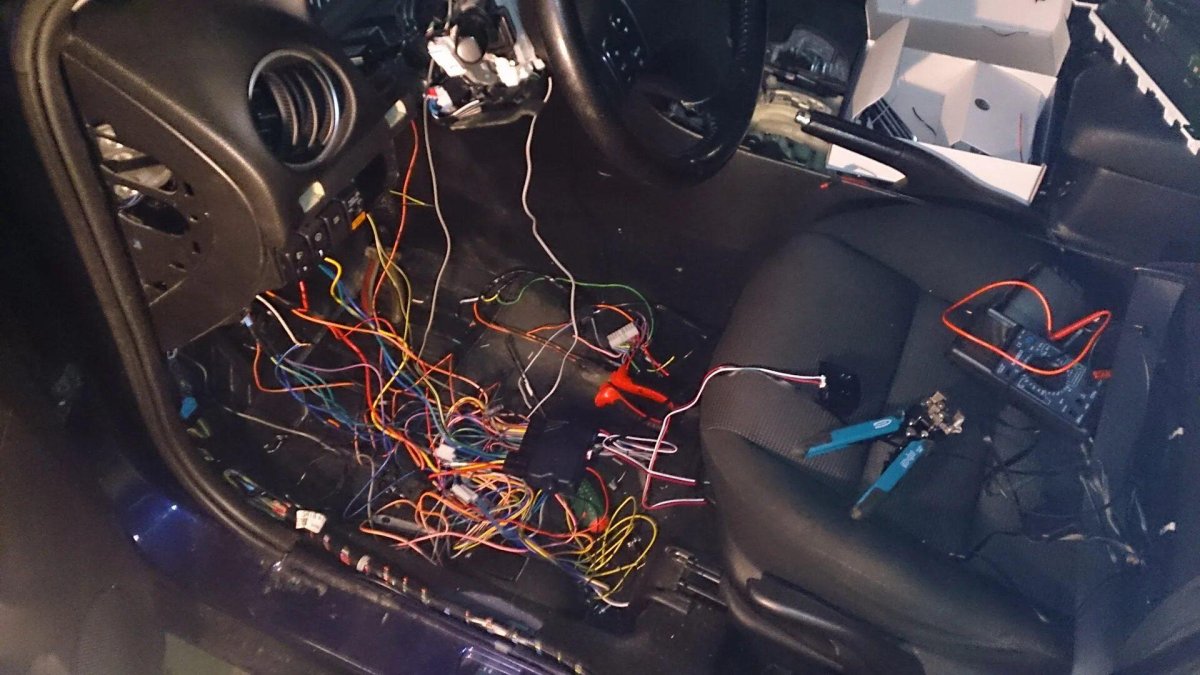 Монтаж автосигнализации