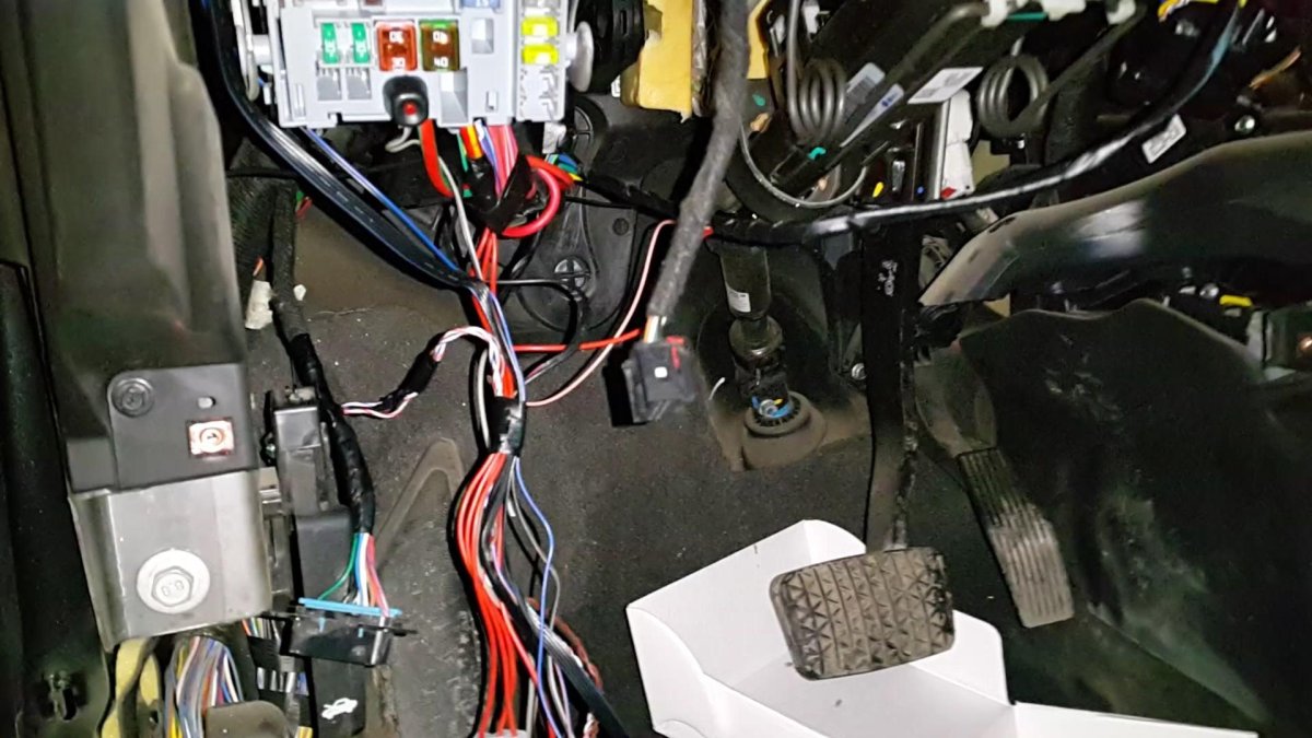 Cruze блок сигнализации STARLINE