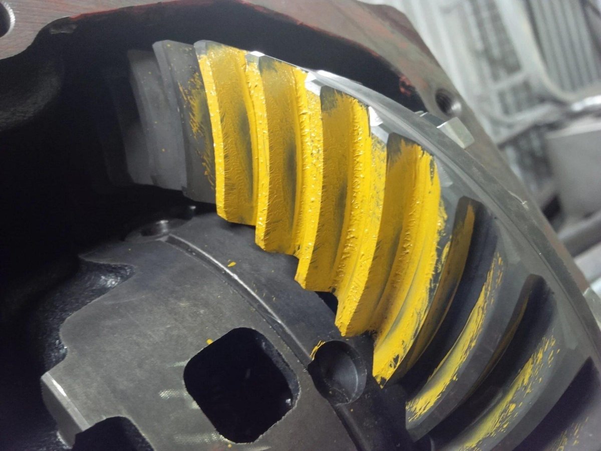 Пятно контакта главной пары редуктора