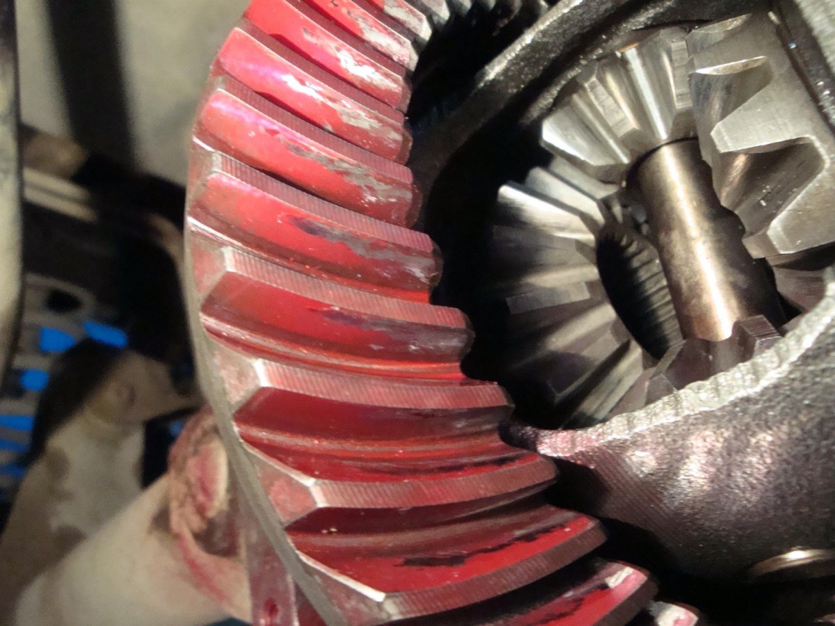 Главная пара редуктора переднего моста Сузуки