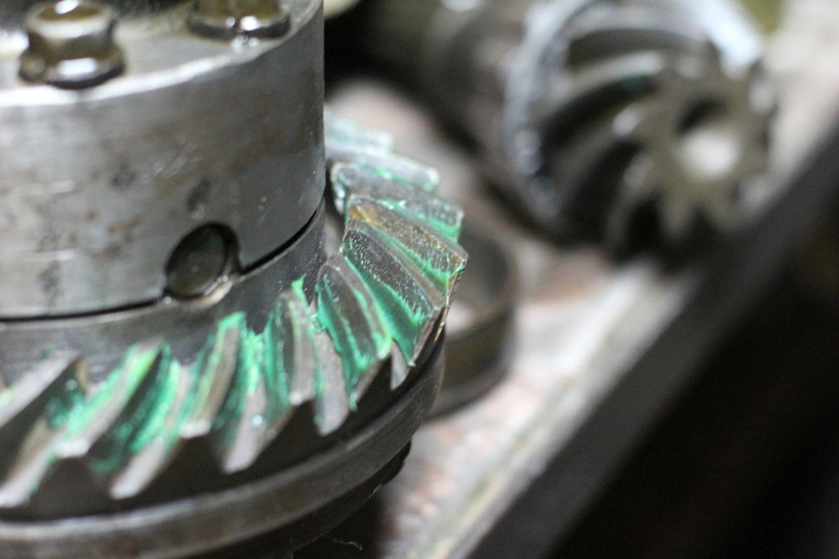 Пятно контакта главной пары УАЗ 469 заднего моста