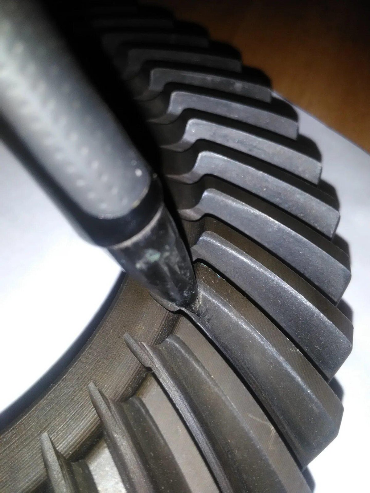 Износ главной пары редуктора ВАЗ 2107