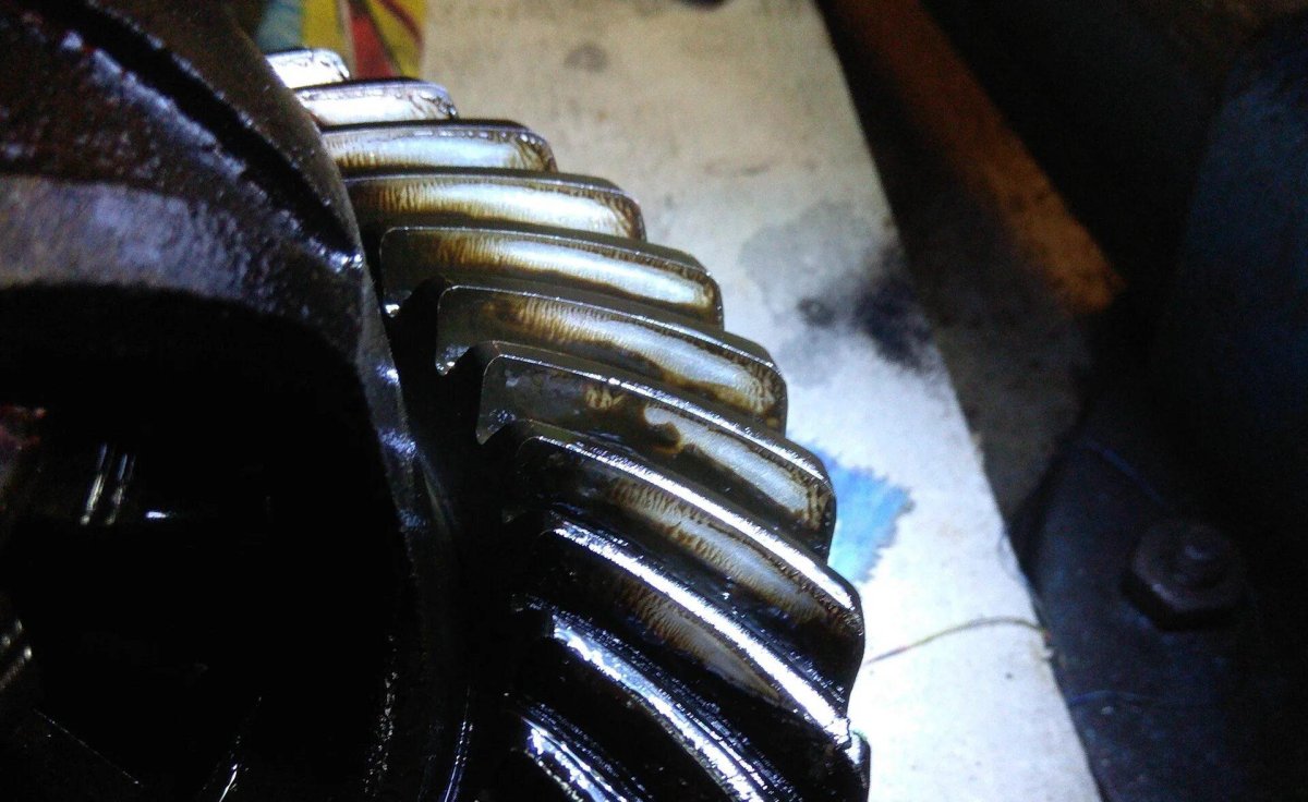 Главная пара КПП 2141