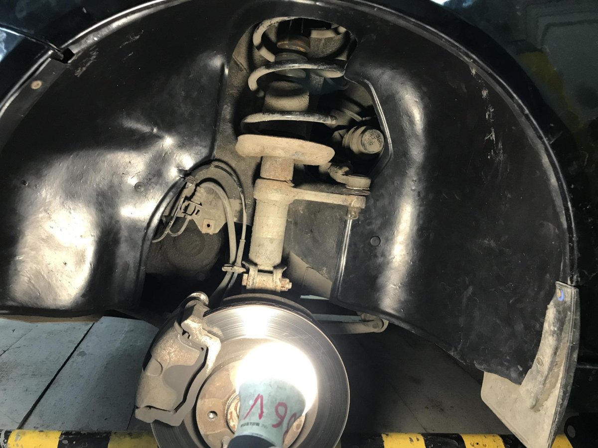 Подкрылки Приора 2