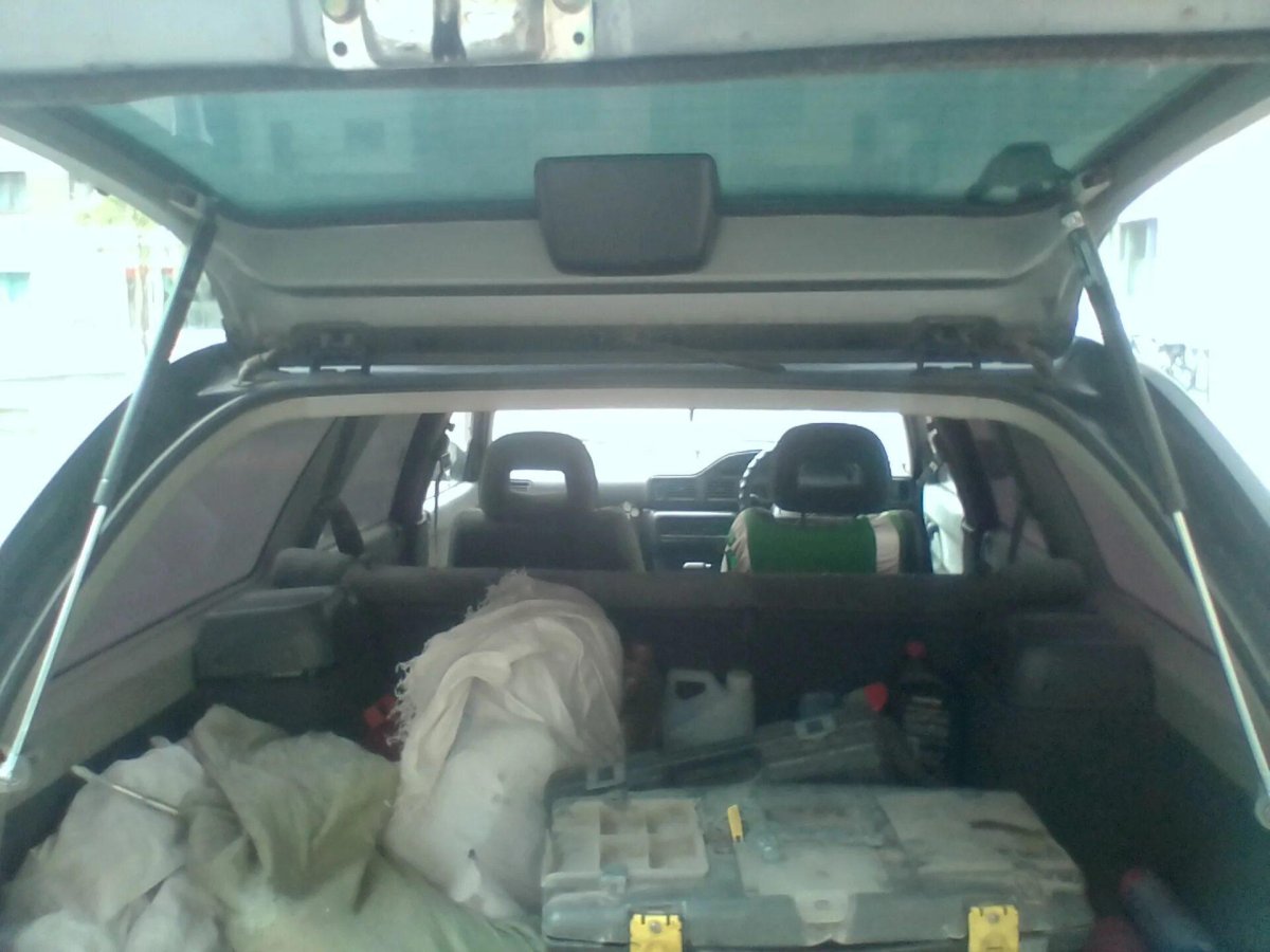 Mazda 626 gf газовые упоры