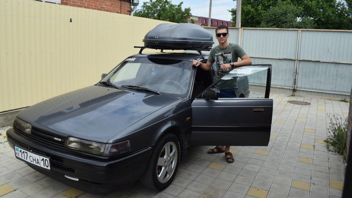 Мазда 626 GD багажник