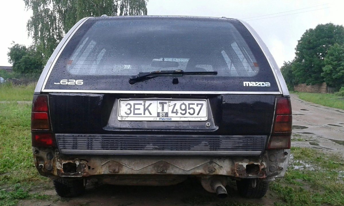 Крышка багажника Mazda familia 1991-1994