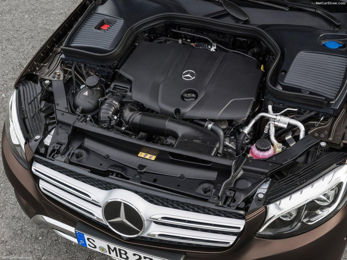 Мерседес GLC 250 под капотом