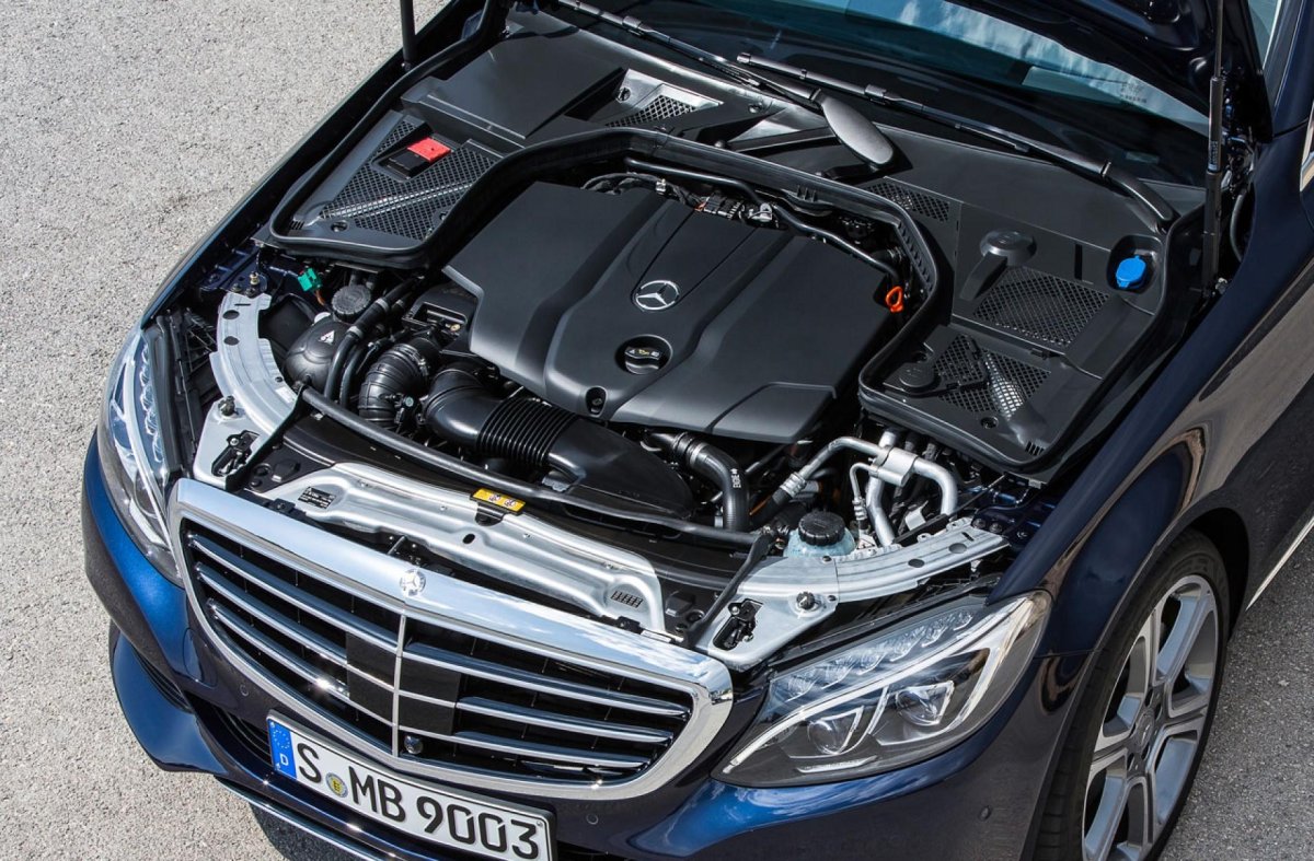 Mercedes-Benz c-class c300