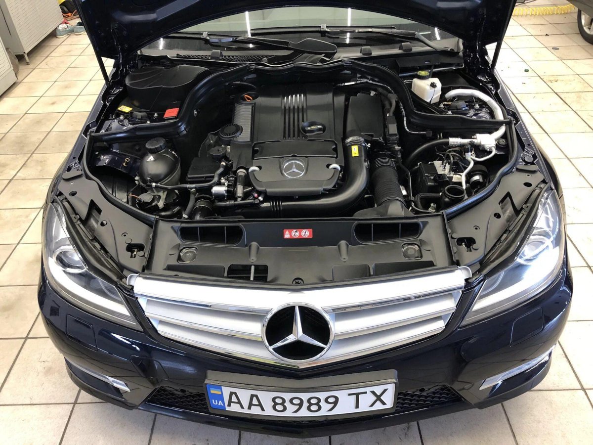 Mercedes Benz w204 c180 двигатель