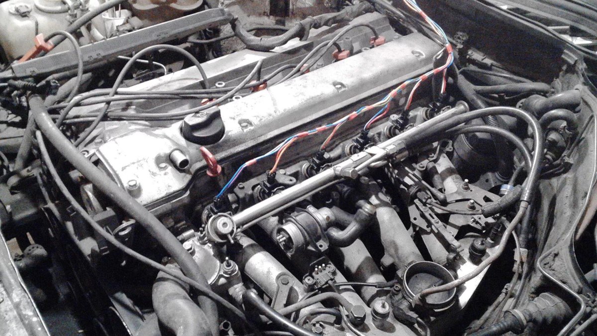 Мотор Мерседес 124 2.3