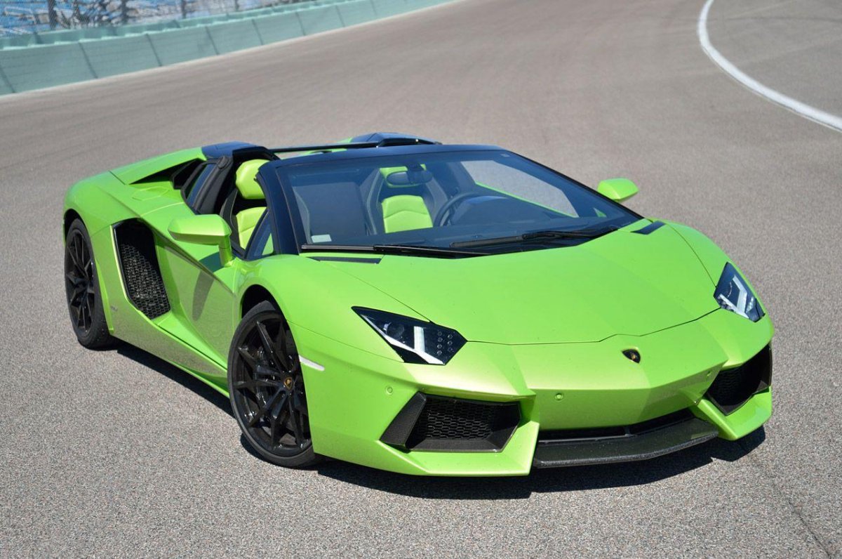 Lamborghini Aventador lp700-4 Green