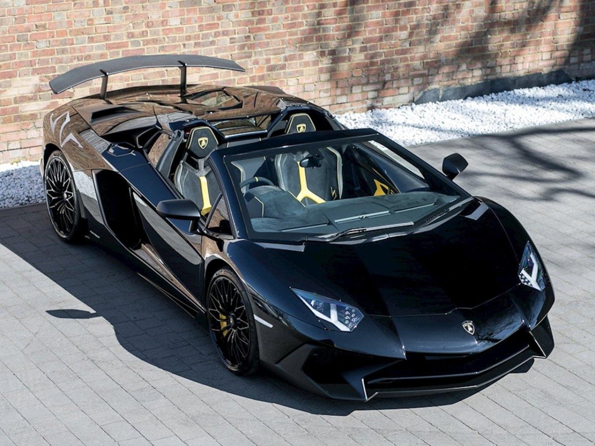 Lamborghini Aventador lp750-4 SV Roadster