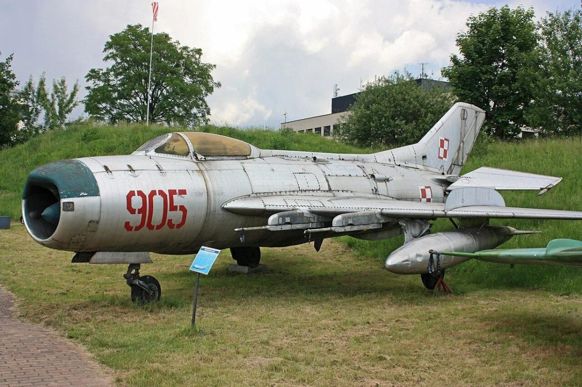 Mig 19