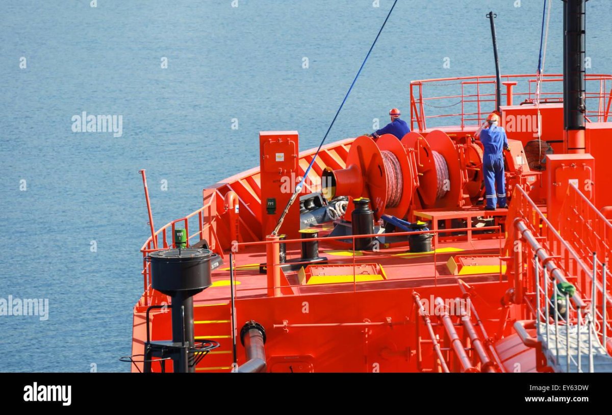 Dorian LPG crewing