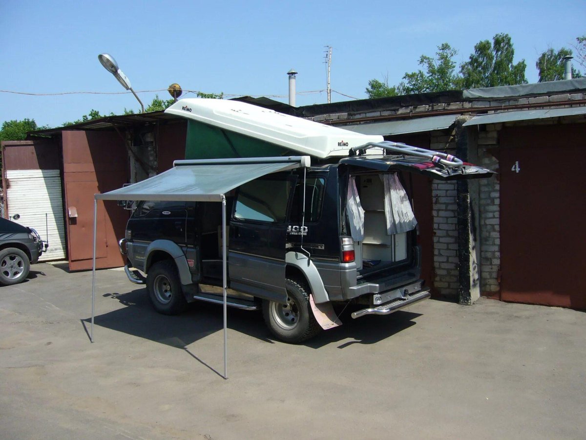 Mitsubishi Delica палатка