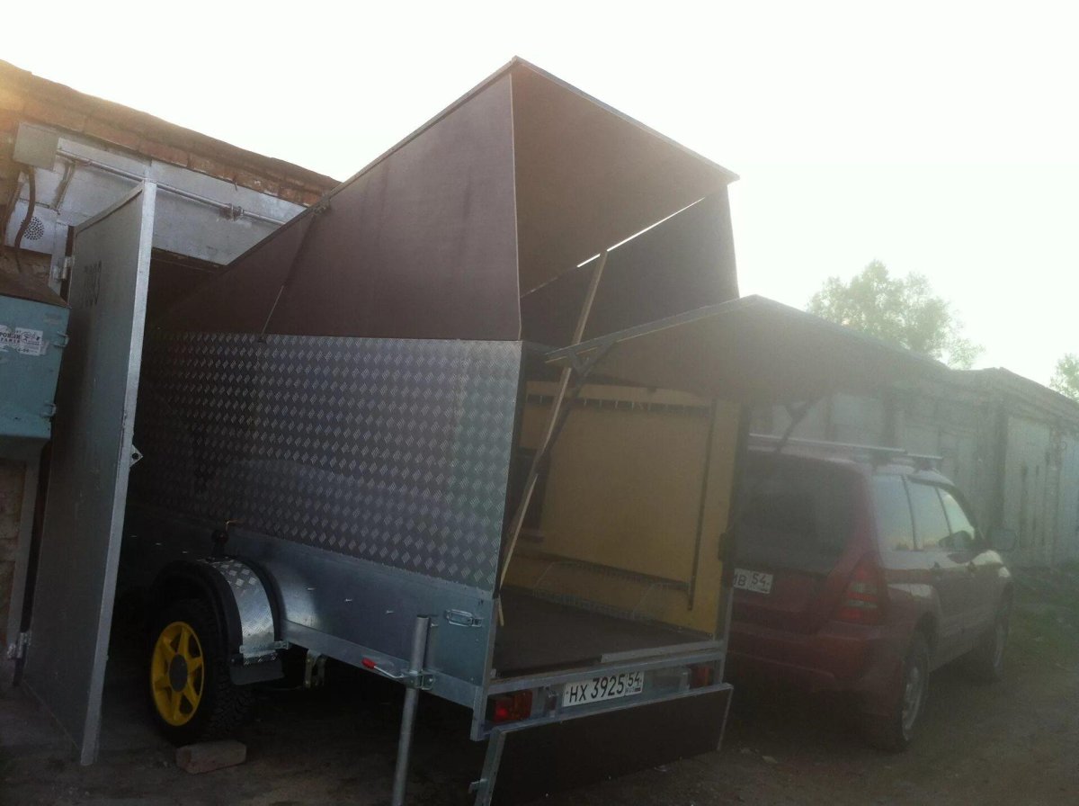 Автодом с подъемной крышей