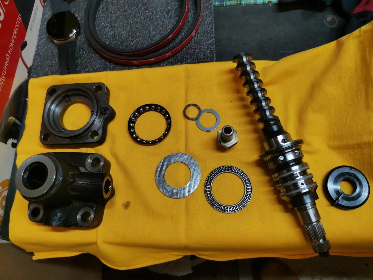 Рулевой редуктор УАЗ 3163