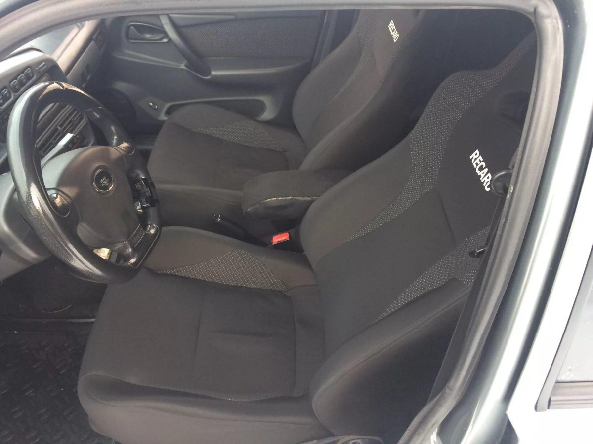 ВАЗ 2114 супер авто 1.6 салон