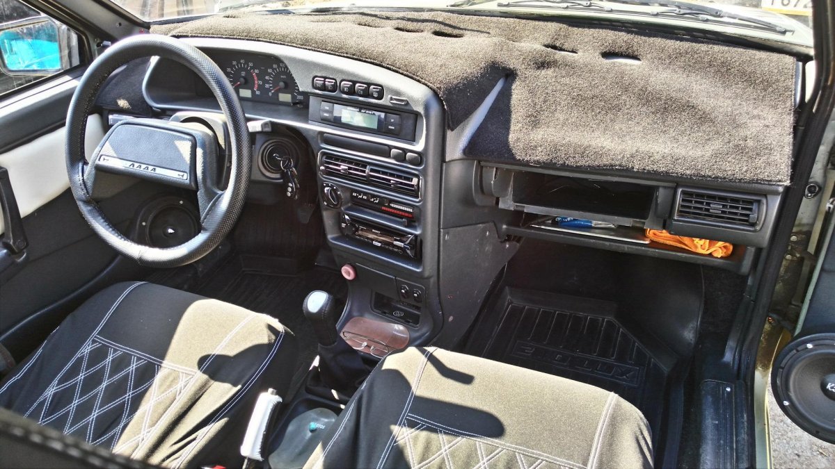 ВАЗ 2114 салон