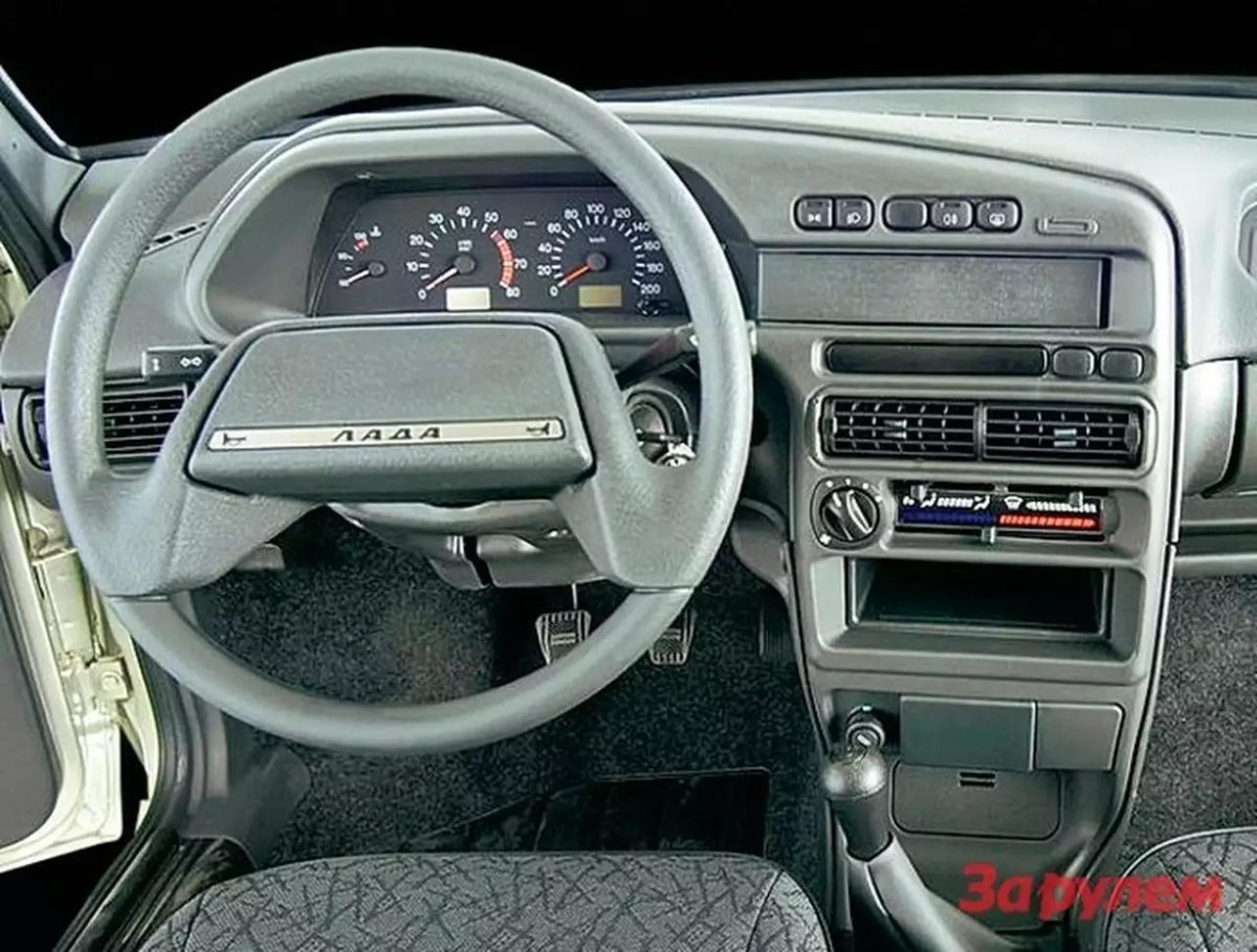 Lada Samara 2114 салон