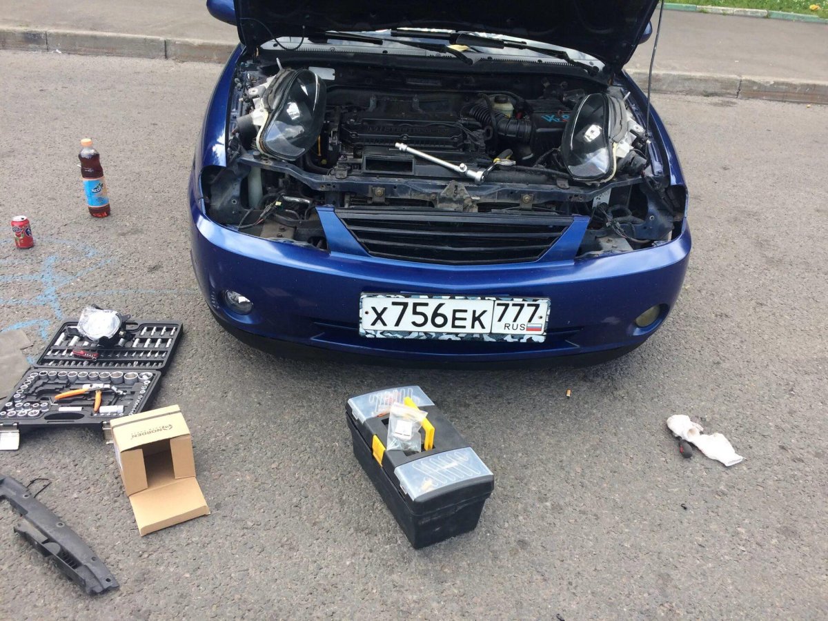 Kia Spectra замена противотуманки