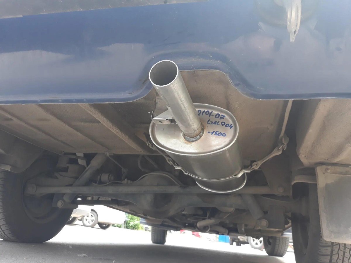 Крепление выхлопа ВАЗ 2107