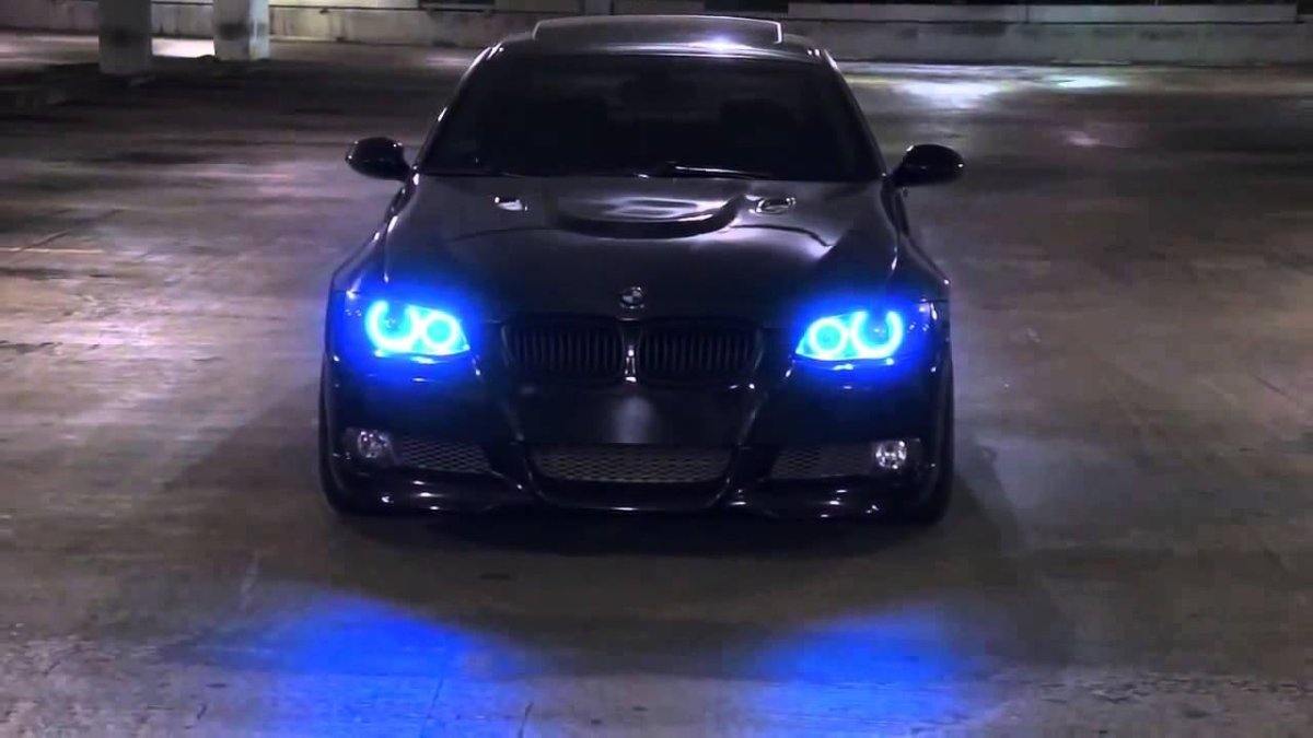 BMW e60 с стробоскопами