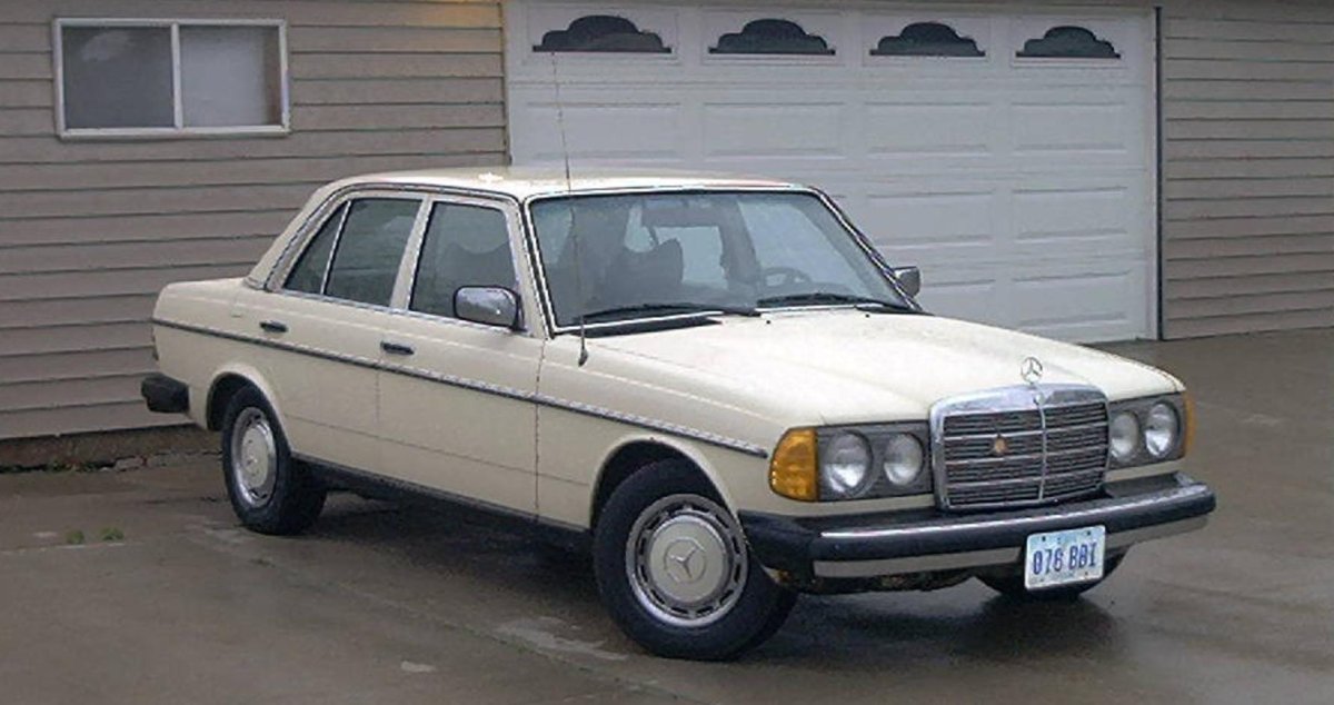 Mercedes 240