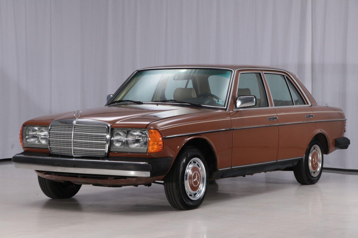 Mercedes Benz 240d