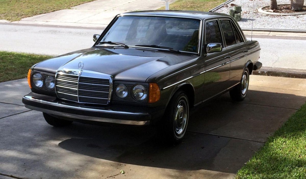 Mercedes 240