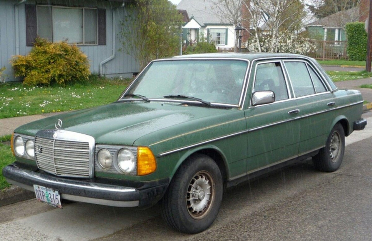 Mercedes-Benz w123 240