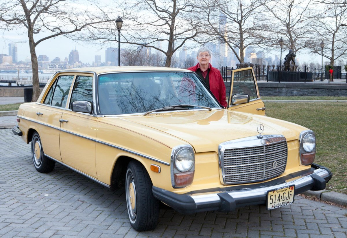 Мерседес 240d 1976