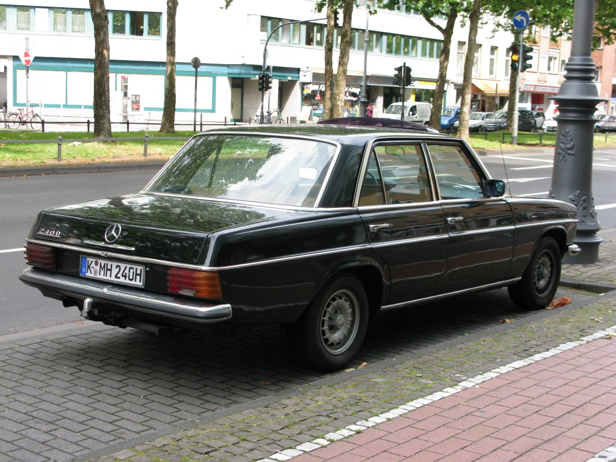 Mercedes 240d