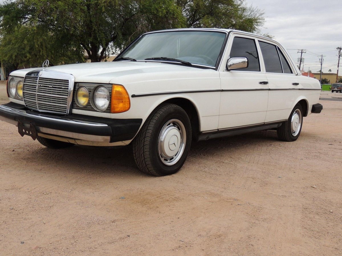 Mercedes Benz 1983